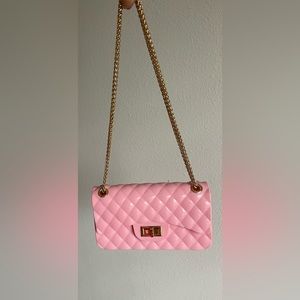 A cute Pink jelly bag, perfect for the beach or pool time🥰